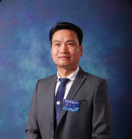 黄小忠